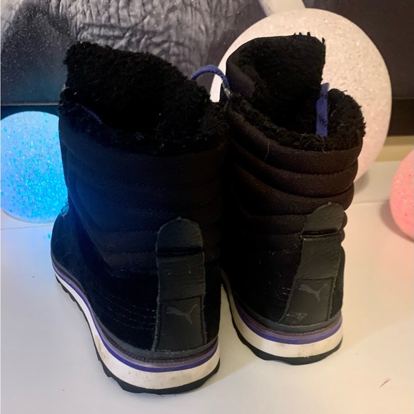 PUMA fleecy lined hiker boots - like new! - Picture 8 of 10